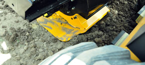 Mini Bigfoot trencher - Skid foot can be seen from the cab - Digga Australia